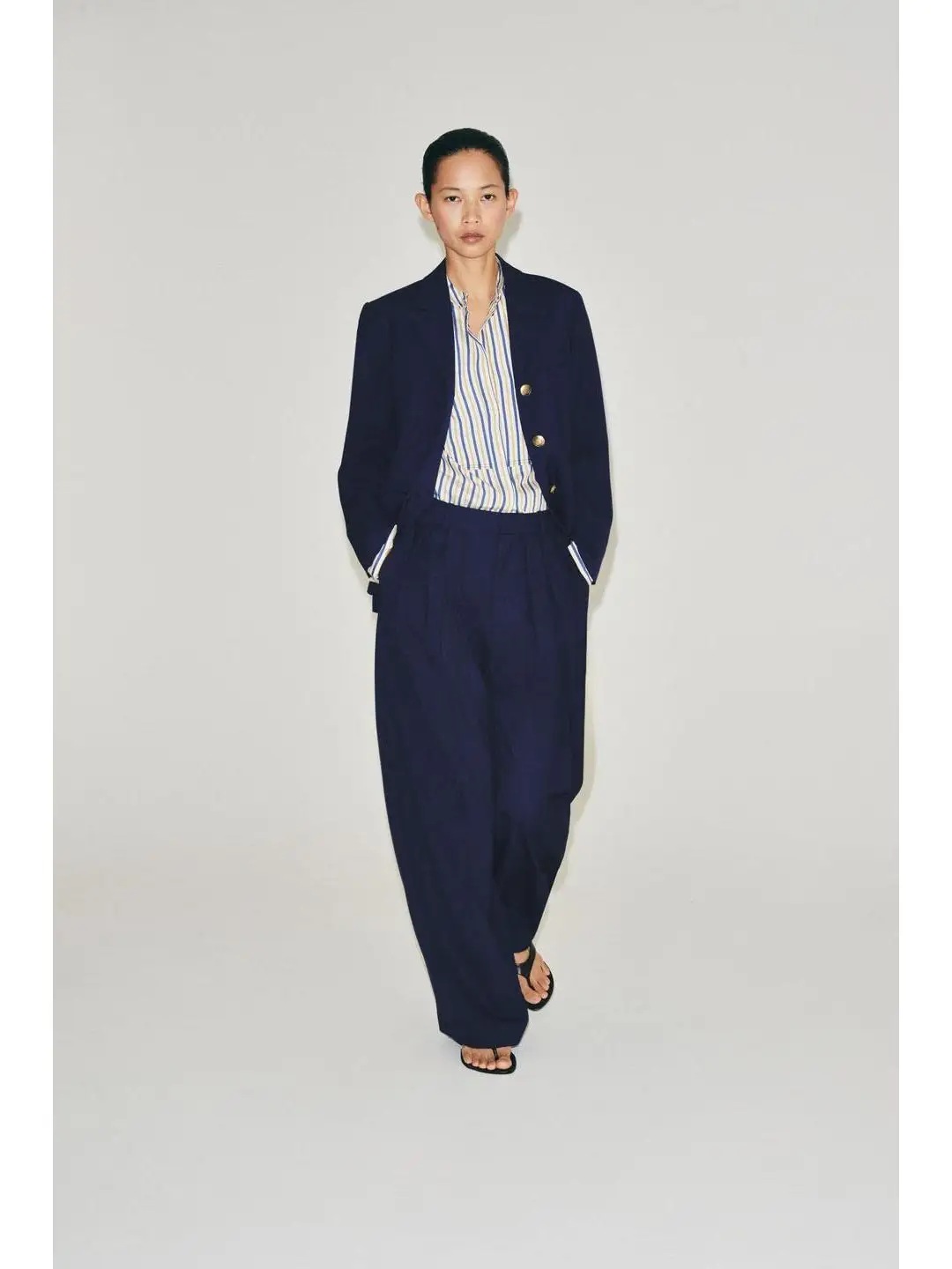 Casual Button up Tailored Coat with Wide Leg Pants for Commuting Autumn 2026 Polyester Fiber Long Sleeve Three Button Cuffs