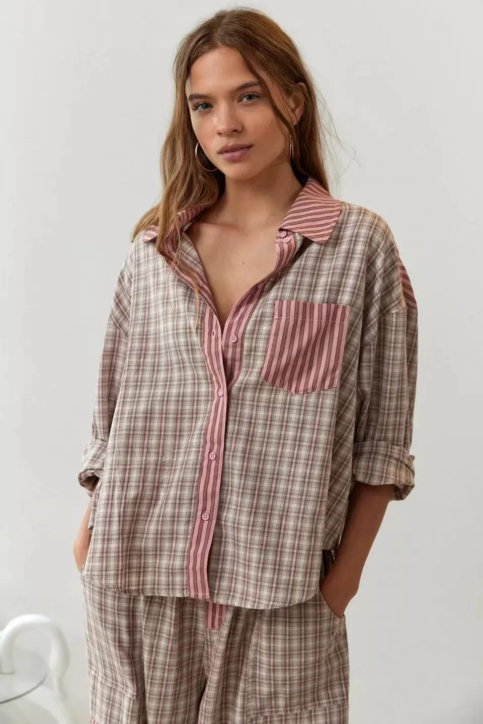 

Comfortable Home Set Contrast Plaid Casual Comfortable Daily Long-sleeved Lapel Top Wide-leg Trousers Pajamas Two-piece Set