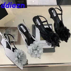 2024 Luxury Female Pointed Toe Ladies Wedges Heeled Sandals Shoes Fashion Flower Wedges Footwear New Women Pumps Shoes