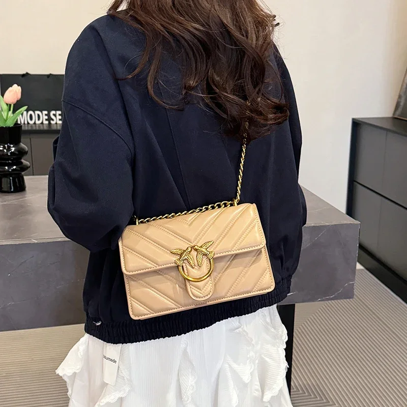 2026 New Versatile Small Square Bag Quilted Chain Swallow Bag Fashionable Stylish Shoulder Crossbody Bag image 4
