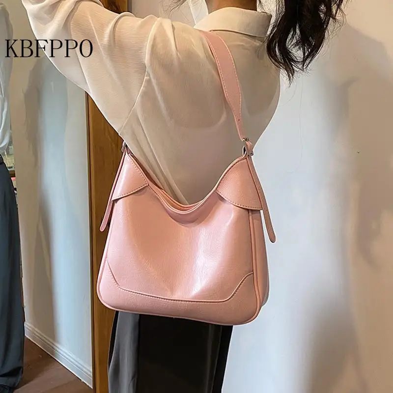 Simples Commuter Grande Capacidade Saco Feminino 2023 Brand New Verão Alta Qualidade Moda Textura Sacola Retro Casual Shoulder Bag