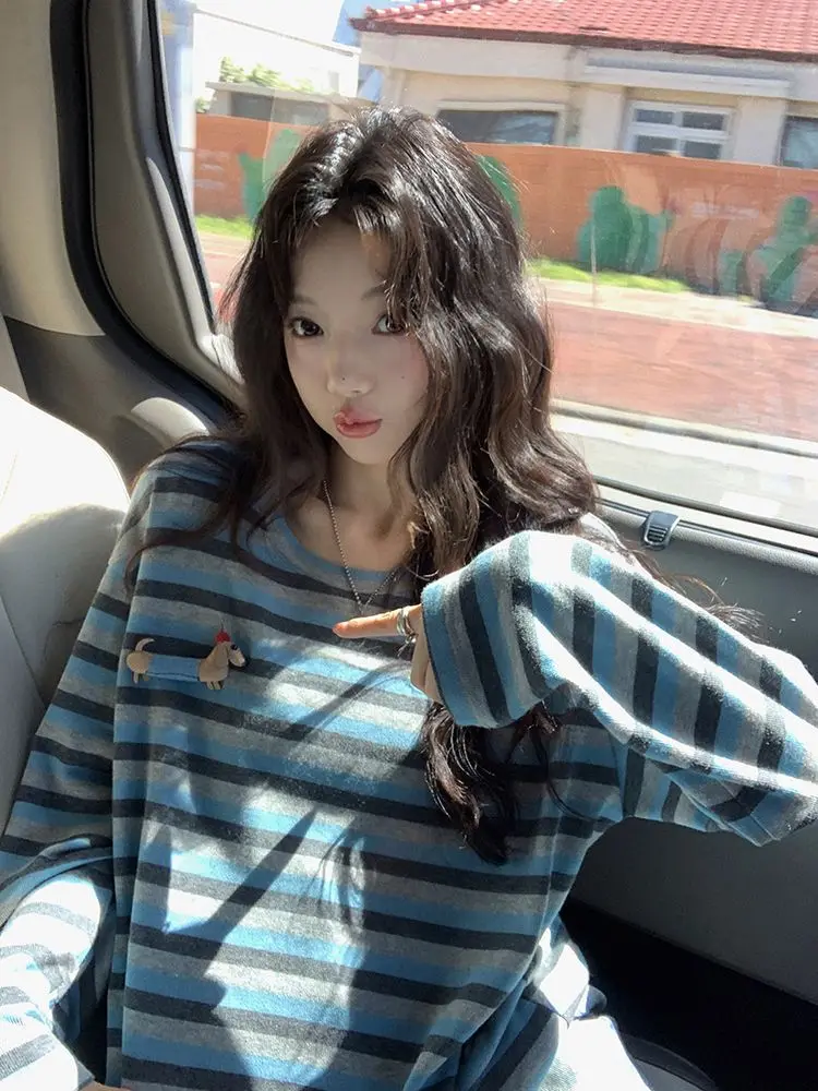 ルーズフィット韓国風ストライプ柄ロングスリーブレディースTシャツラウンドネックニットベースシャツソフトコットンカジュアルトップ