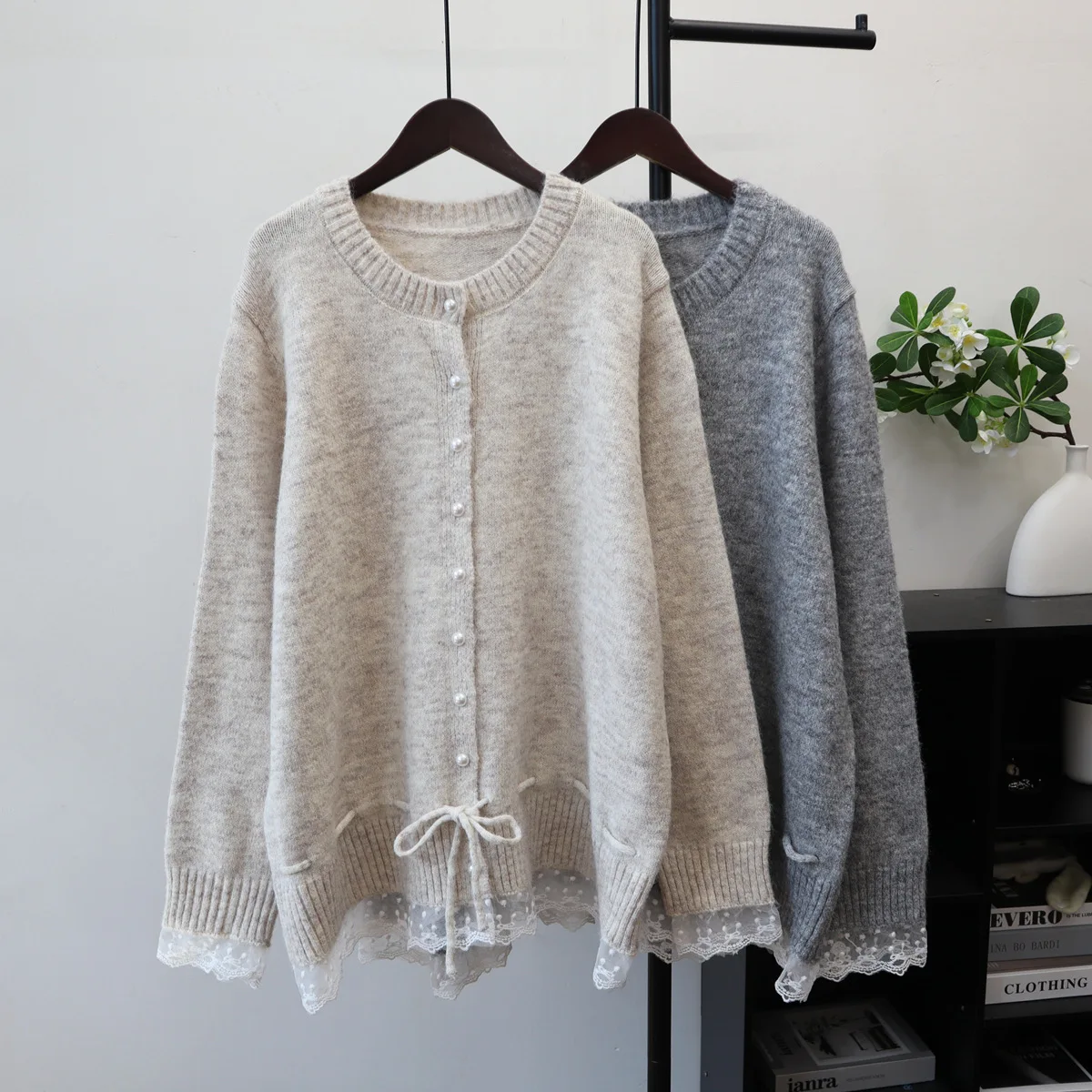 

Женский однотонный кардиган, джемперы, вязаные свитера, кружевные, с круглым вырезом, с длинными рукавами, на шнурке, подол, свободные повседневные, осень-зима 2025
