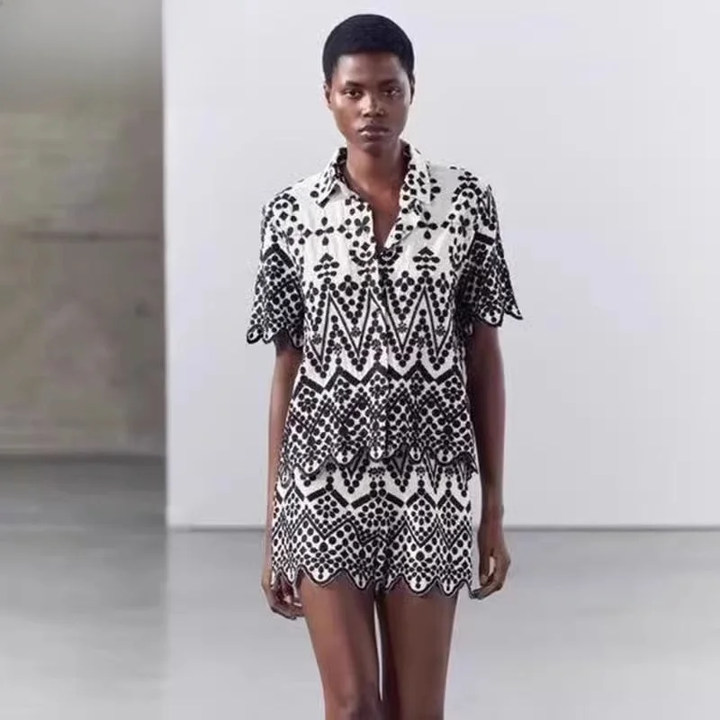 Faionable ricamato colore Blo irt e orts Set abbigliamento donna 2024 nuovo arrivo vestibilità ampia ort Sve colletto quadrato