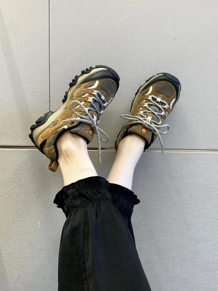 New Outdoor Sport Shoes Women Climbing Shoes Breathable Lace Up Spliced Non Slip Spring Summer Ladies Platform Hiking Sneakers