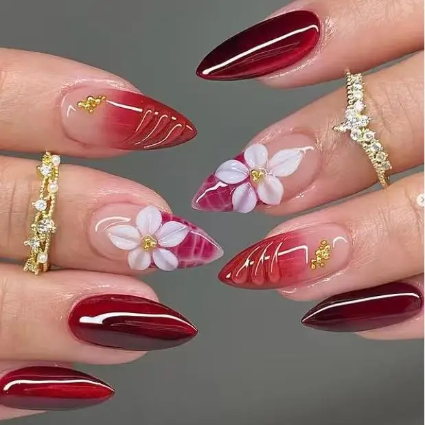 

24pcs Long Teardrop Shape Autumn Winter Red Press On Nails With 3D Carving & Gold Bead Decor, Skin Brightening Finished Removable False Nail Tips for Daily Outfit, Dating & Holiday Party, Luxury Elegant Manicure for Fashion Ladies