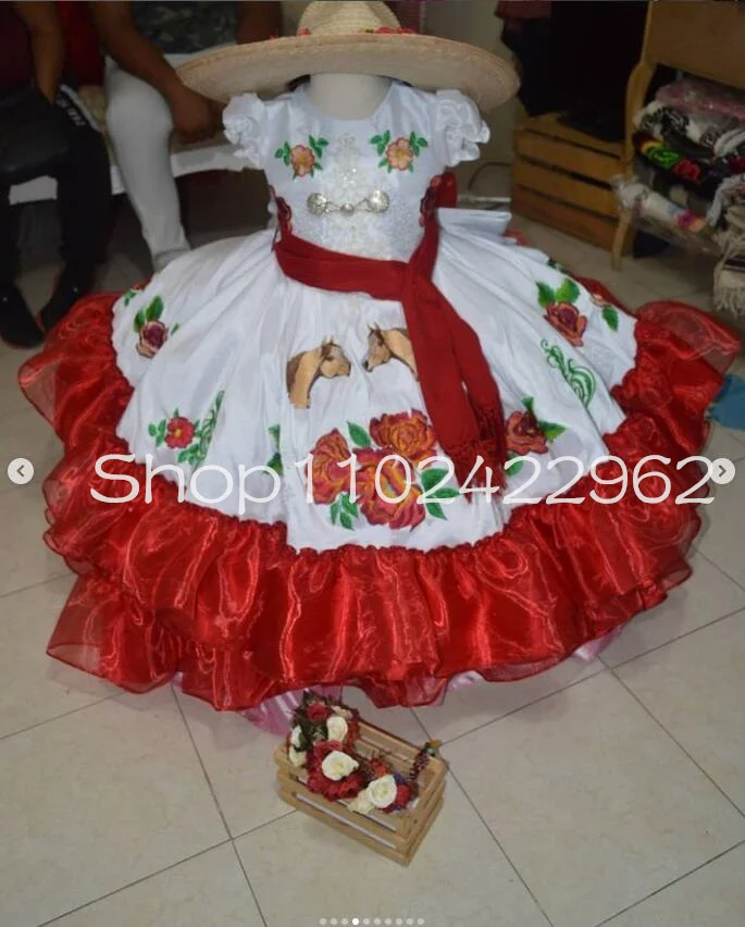 White Red Mexican Flower Girls Dresses Ruffles Stain Embroidery Bow Mini Quinceanera Dress Escaramuza and charra customsized