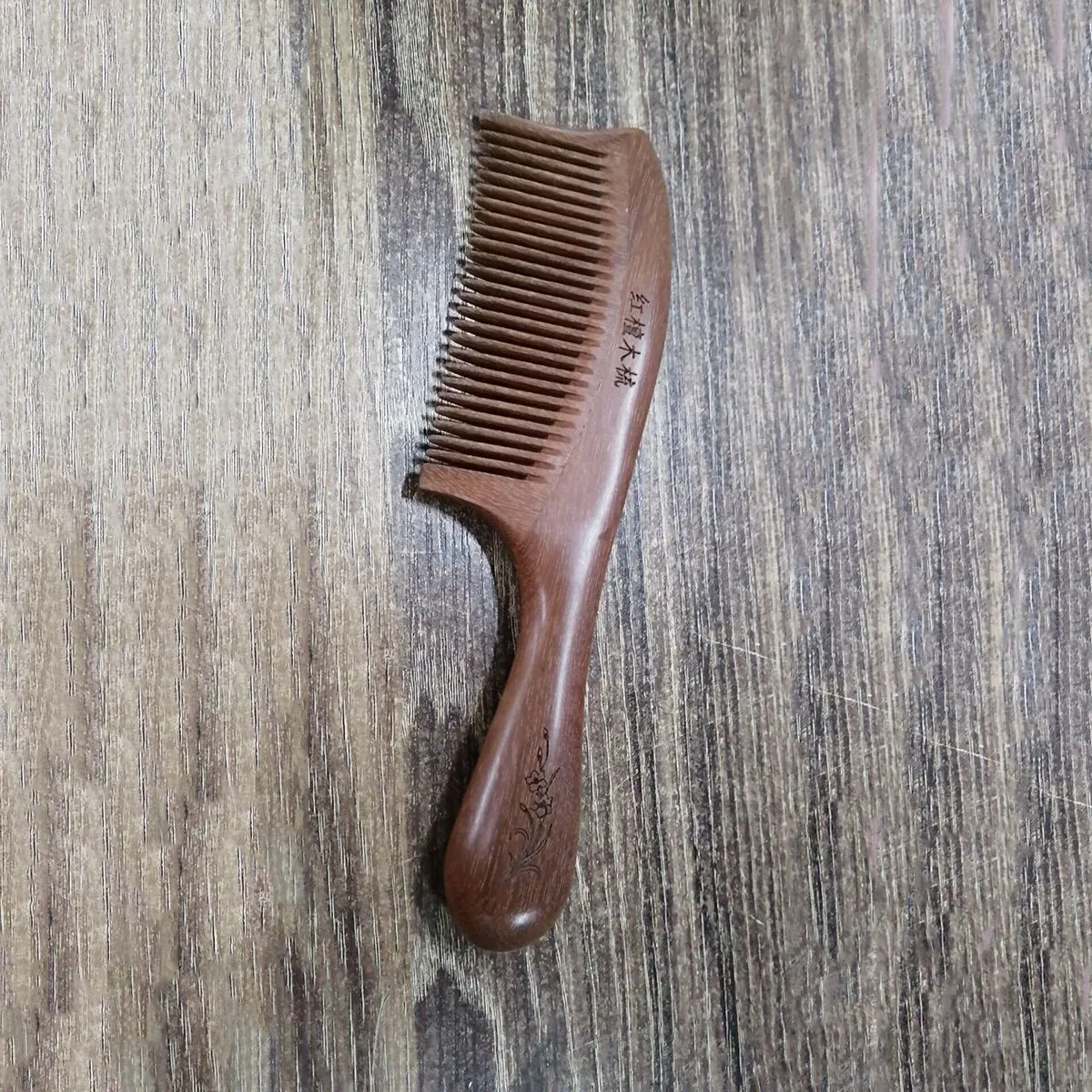 Sandalwood Hair Comb with Thick Sleek Handle Close Teeth Anti-Static Scalp Massage Comb for Daily Travel Use