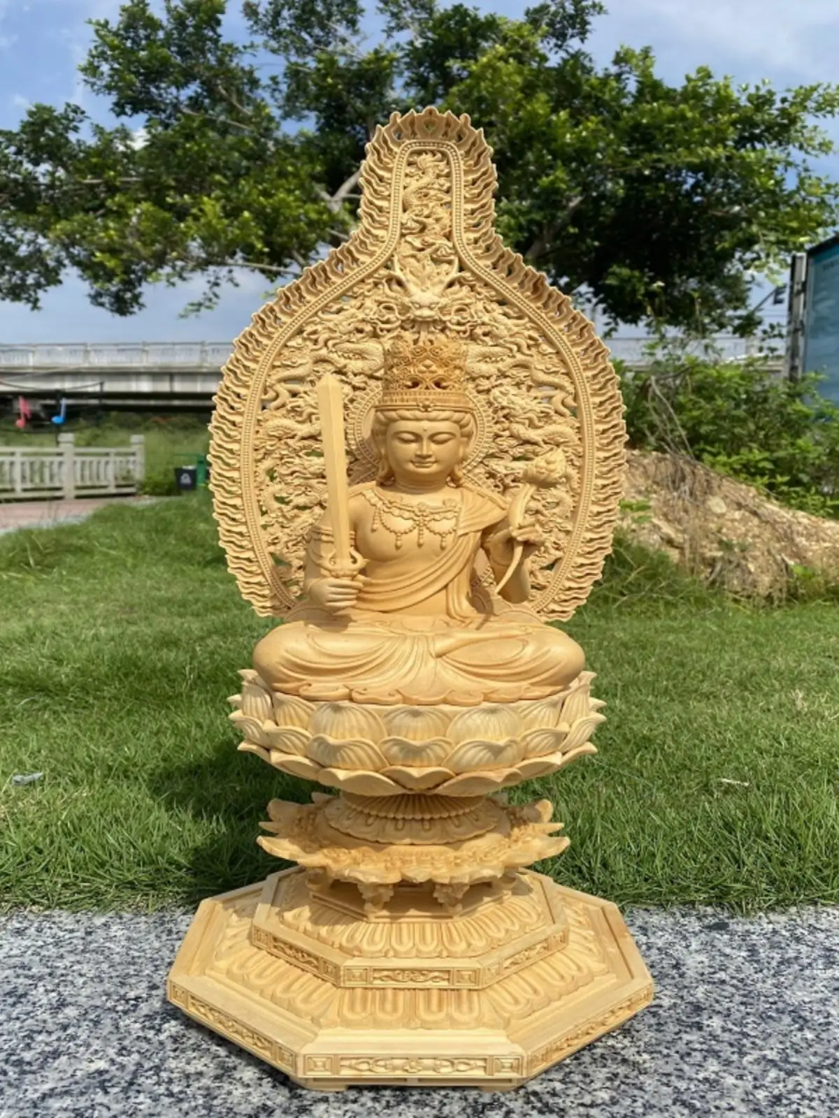 Hand-Carved Large Wood Akasagarbha Bodhisattva Statue - Ideal for Home Altar and Living Room Decor