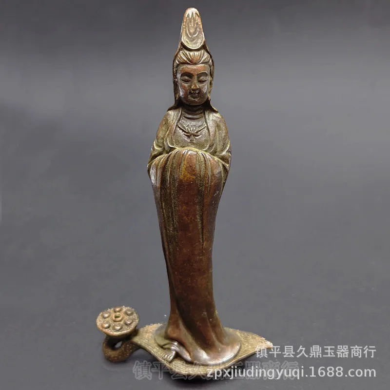 Brass three-dimensional Guanyin figurine, antique miscellaneous copperware for home and office decoration