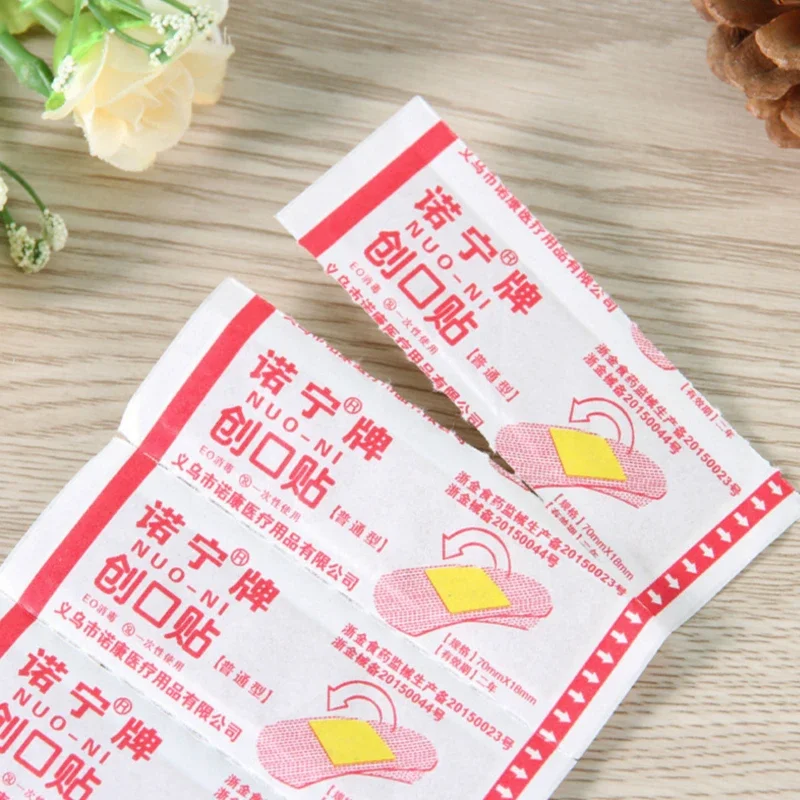 50pcs/lot Waterproof First Aid Adhesive Bandage Breathable First Aid Tape Wound Dressing Band Aid Sticking Plaster