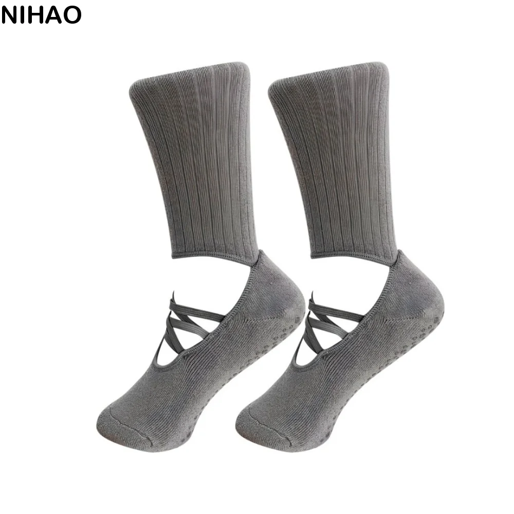 

Breathable Fabric Grip Pilates Socks Mid Tube Length Sweat-absorbent Strappy Grip Sock Non-Slip Strappy Design