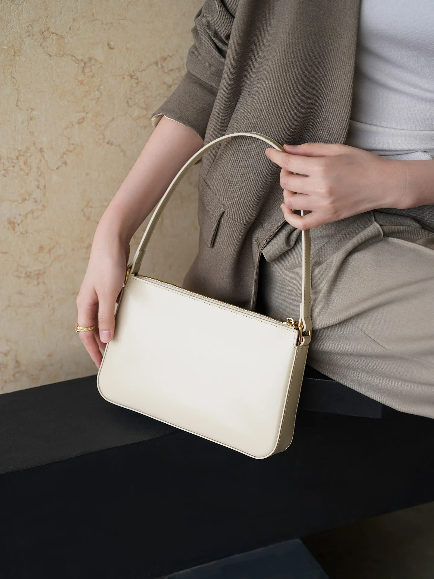 Light Luxury Fashion Original High Quality Head Layer Cowhide Square Women's Bag Simple And Casual Versatile Single Shoulder Bag