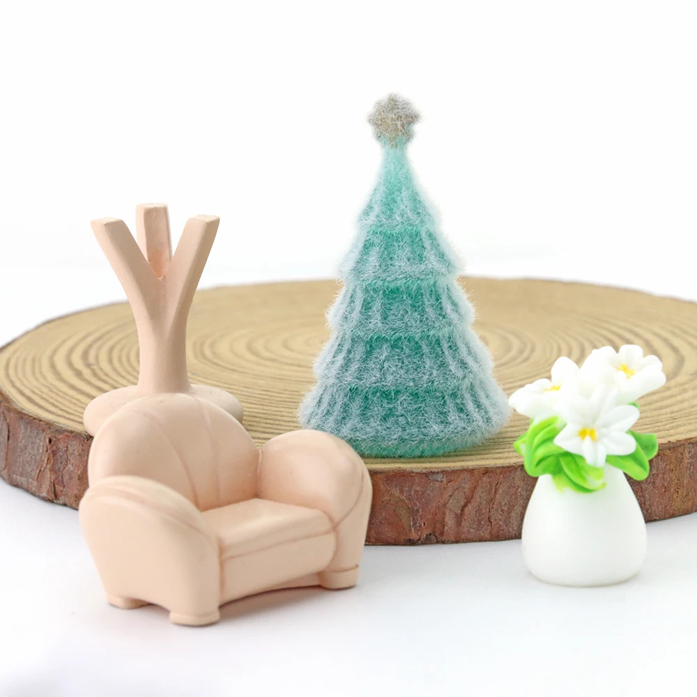WZNB 2pcs Resin Flocking Small Christmas Tree Ornaments Charms Jewelry Making Car Desktop Decoration Ornaments