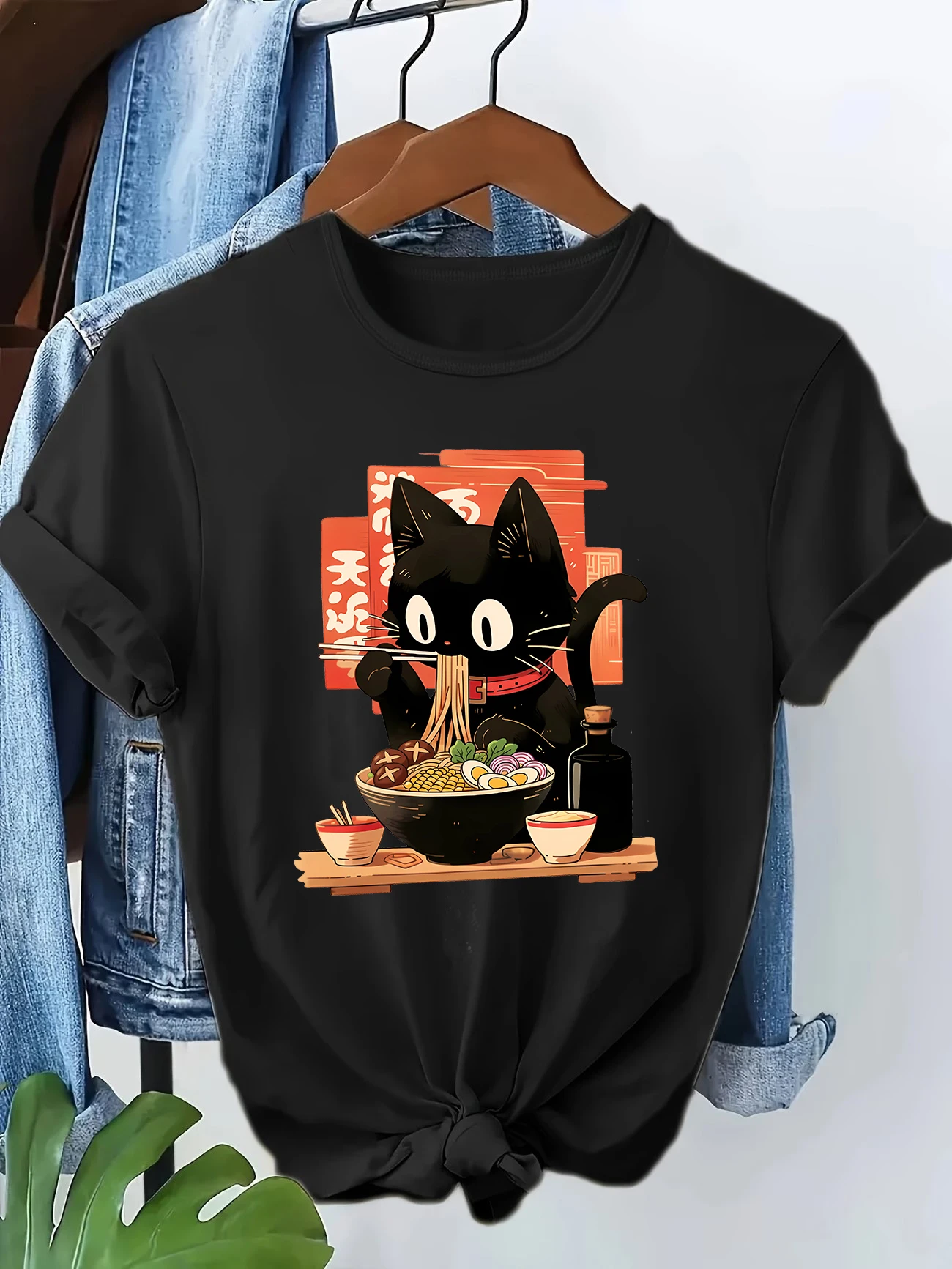 Camiseta informal con estampado divertido de gato Ramen japonés para mujer, camiseta informal con gráfico de manga corta, ropa, camiseta