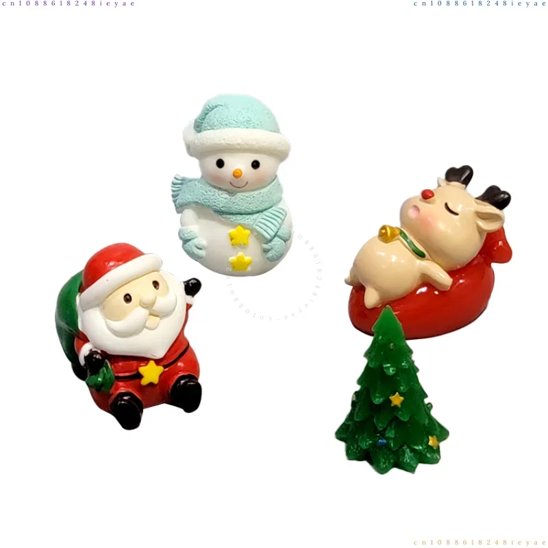 

Happy New Year! Put Some Santa Healing Ornaments To Accompany You in Desktop Decoration and Give Her Christmas Gifts.