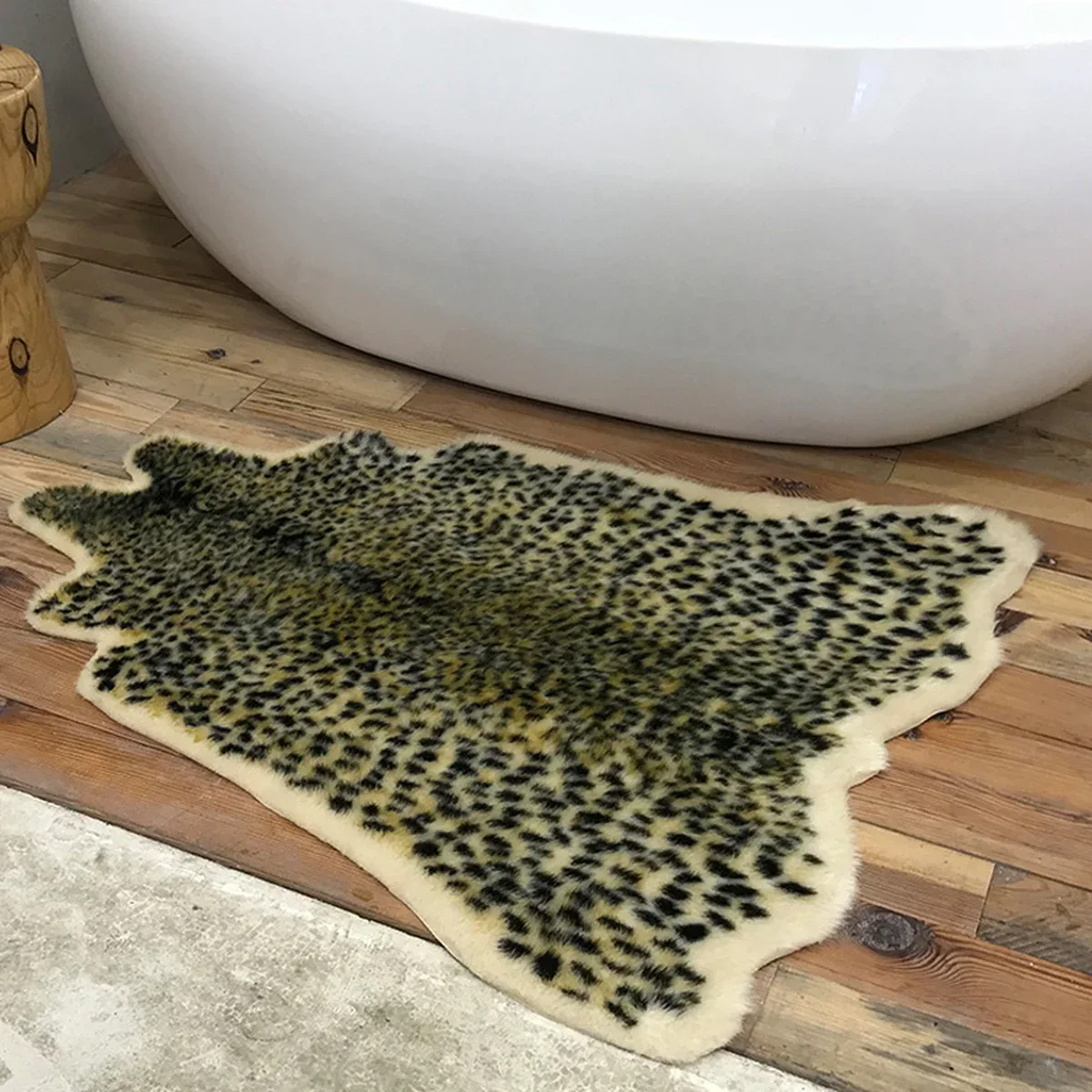 Leopard Print Rug Faux Cowhide Skin Carpet Animal Printed Furry Area Rug for Living Room Decor 90x110cm