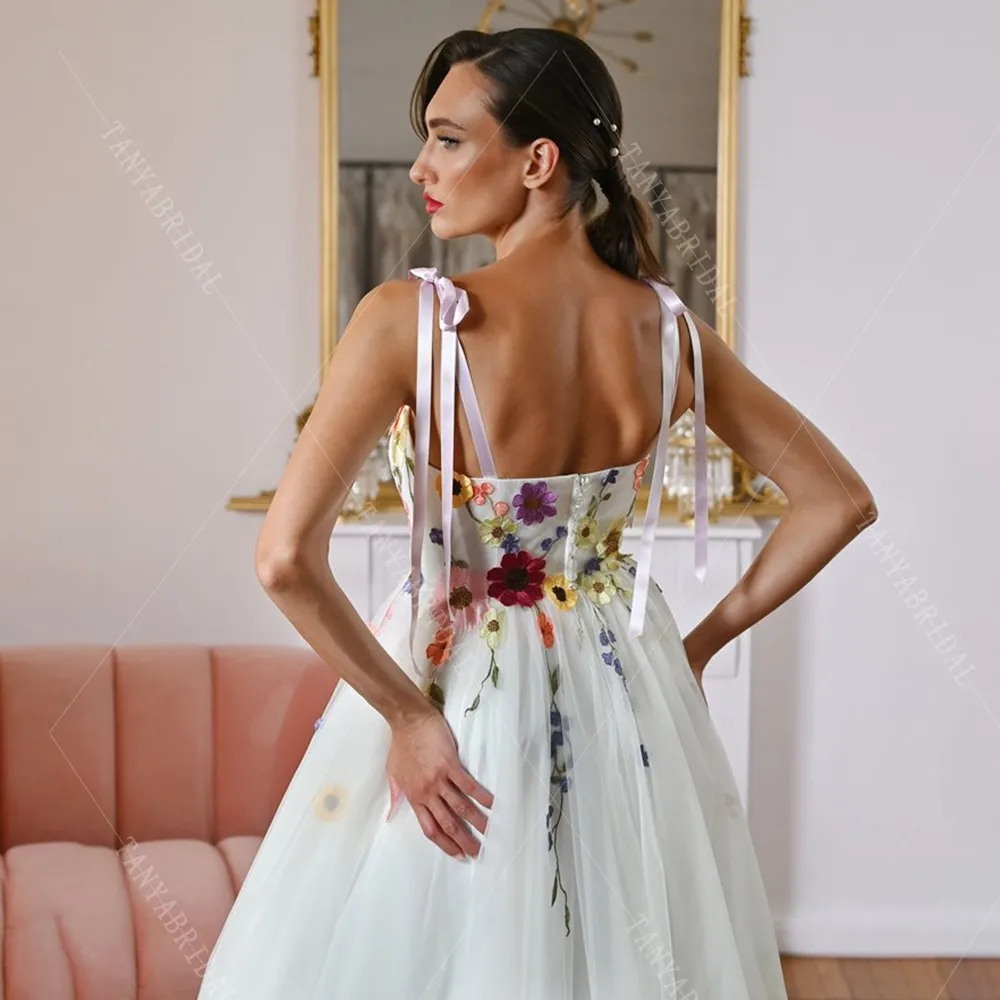 Vestido de novia colorido personalizado, vestido de novia romántico con flores en 3D, tirantes finos, tul, línea A, vestido de novia Floral TSWD525