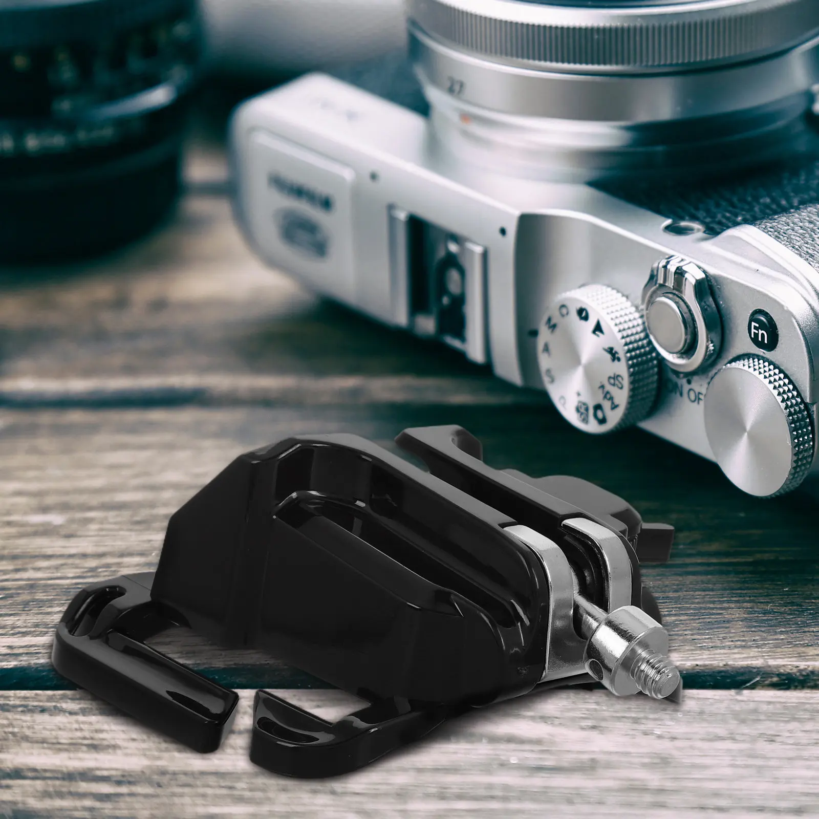 1Set Dslr Camera Waist Holder Quick Release Belt Clip Sturdy Lightweight for Outdoor Photography Portable