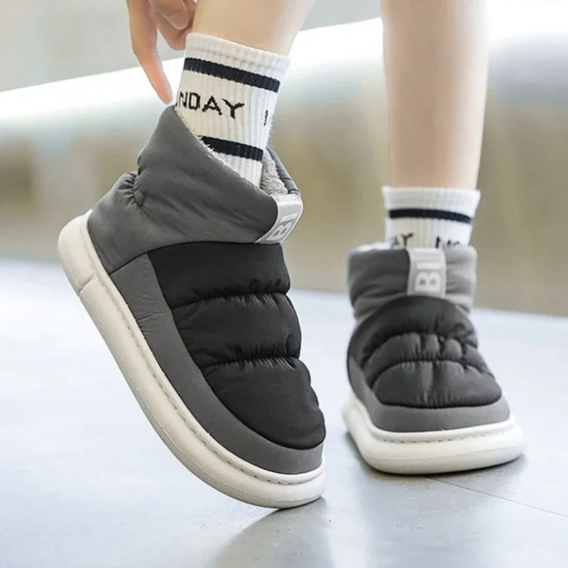 Men's Winter Snow Boots Fleece Lined Thickened Sheepskin Cold Resistant Color Block Thick Sole Slip Resistant Shoes for Young