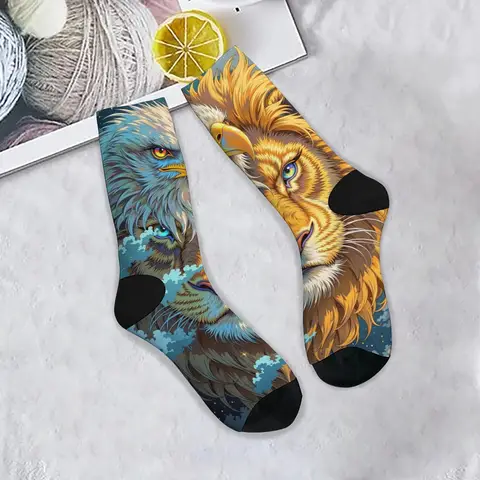 Harajuku Retro Lion and Eagle Print Men's Socks Comfortable Breathable Non-slip Socks Novelty Street Casual Crew Socks Fun Gift