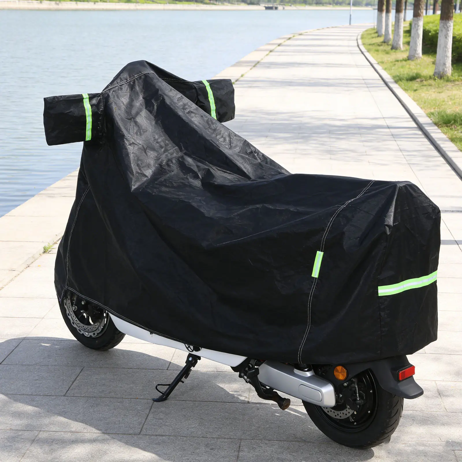 Black Waterproof Motorcycle Cover Extra Large Oxford Fabric Fits 86 to 98 Motorcycles Outdoor Protective Motorcycle Headlight