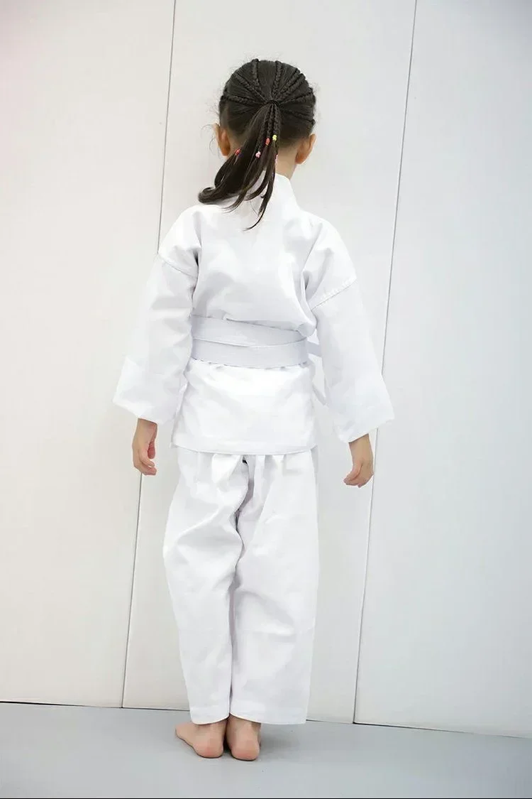 Mundur karate dla dzieci i dorosłych, lekki mundur studencki Karate Gi z paskiem do treningu sztuk walki - biały