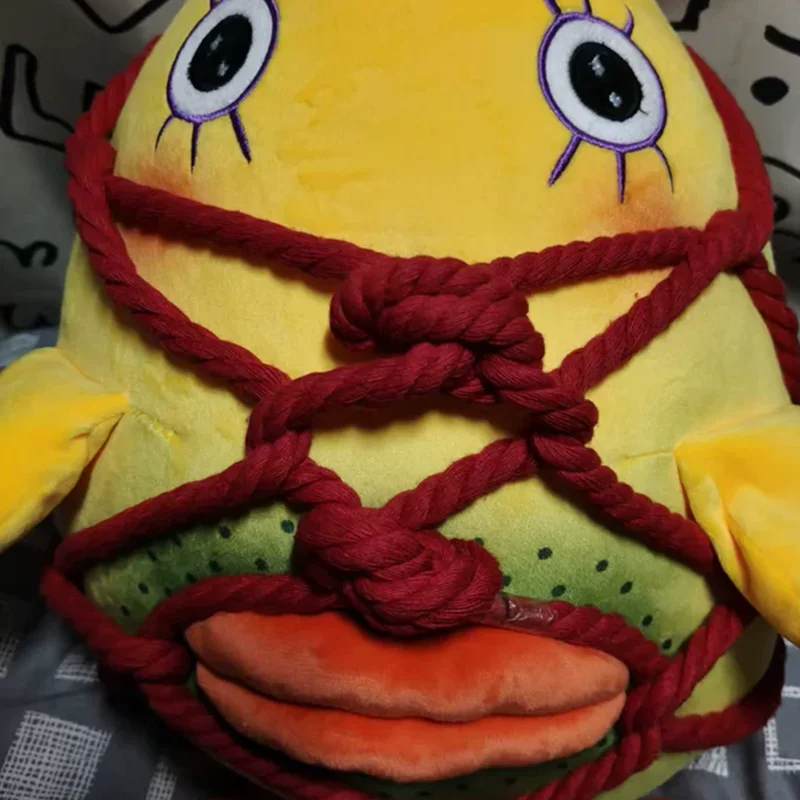 Piccolo pollo arrosto Komanici peluche Prison Break Coniglio Pollo giallo Pollo umano bambola di pollo demoniaco Regalo di compleanno astratto