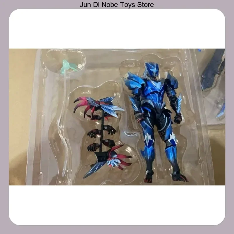 

Lunagaron Armor Hunter Articulated Action Figure Statue Model, Desktop Decoration Gift for Fans