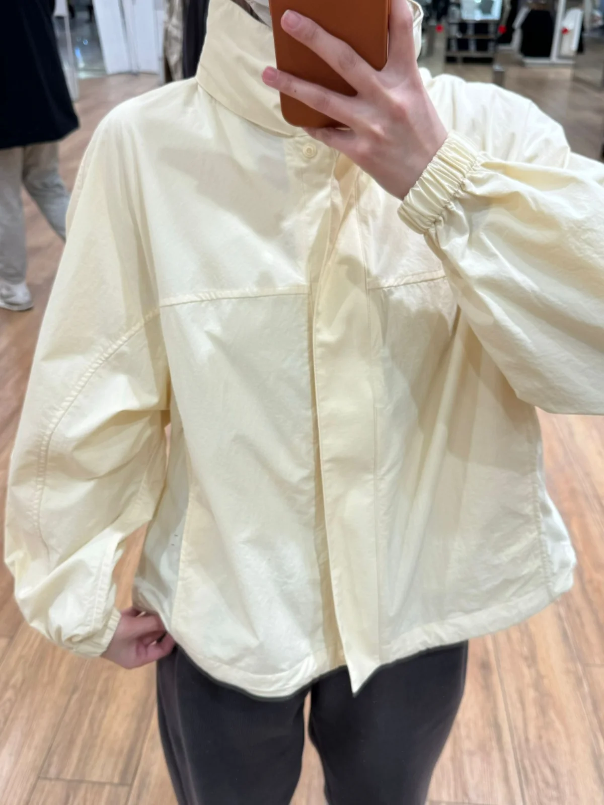 

Uhome Summer 2024 Women's Casual Hooded Jaet Durable Waterproof UV Protection ort Coat Non-Removeable Hood Thin Material