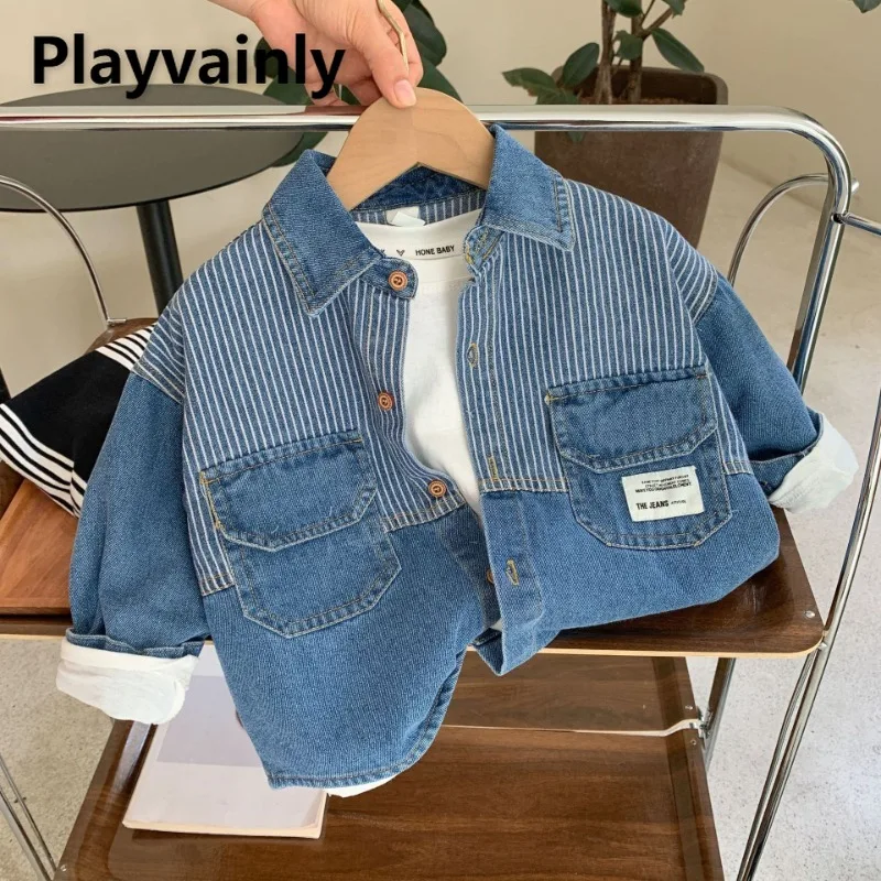 

Новые весенне-осенние детские модные джинсовые рубашки для мальчиков в полоску с отложным воротником и длинными рукавами, однобортные пальто, детская одежда A0287