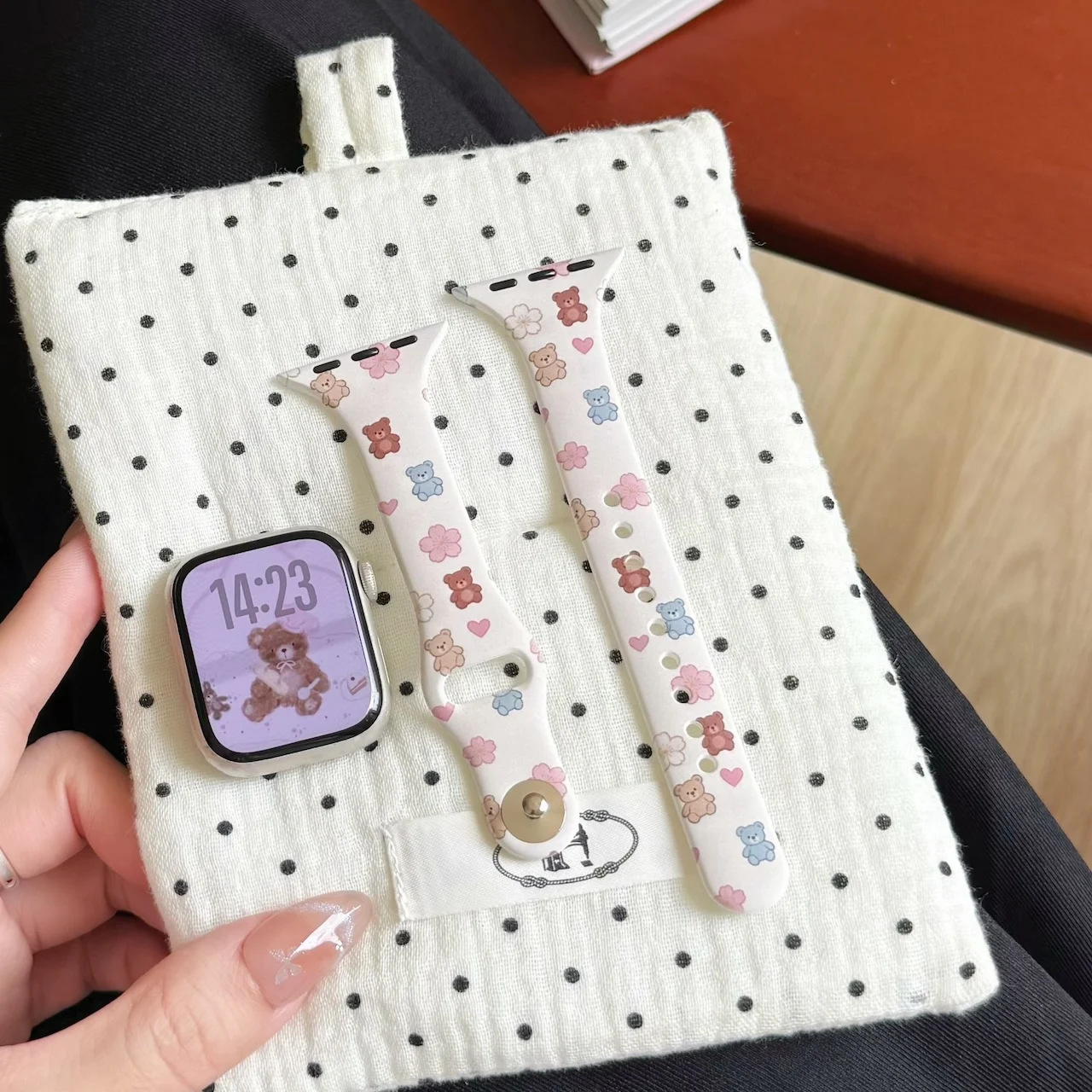 Slim Waist Cartoon Print Silicone Strap for Apple Watch 38/40/41/42/44/45/49mm Kawaii Kitty Pastel Wristband for iWatch Series view 3