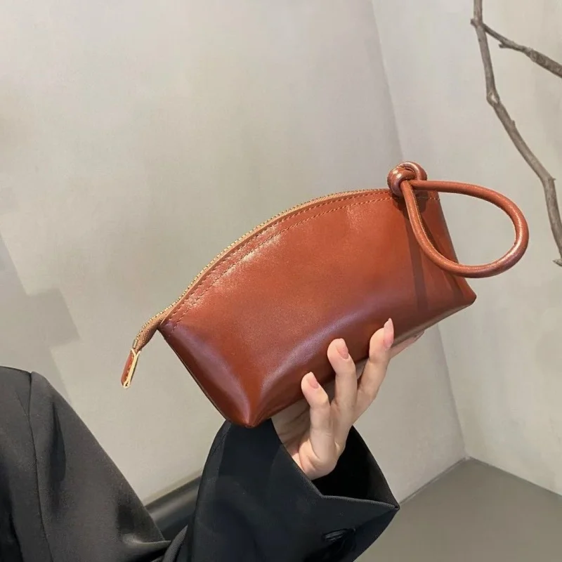 Vegetable Tanned Leather Forest Style Portable Handbag，Shell Clutch Leather Light Luxury Large Capacity Wrist Phone Bag，2026New