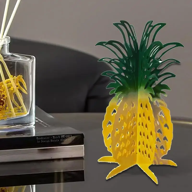 

Pineapple Decorations Elegant Metal Mesh Pineapple Table Centerpieces Pineapple Figurine Decorative Fruit Sculpture Collectible