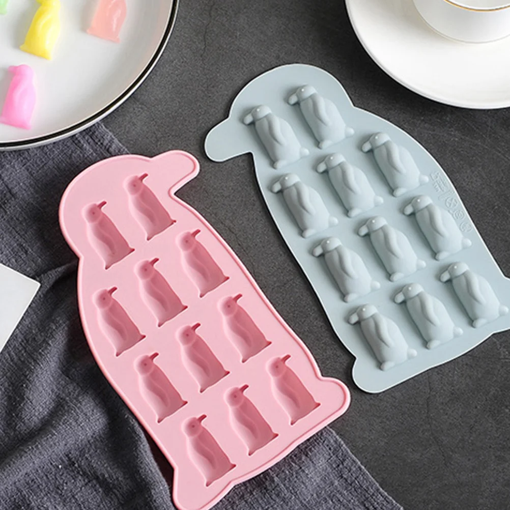 Drinks Super Cute Little Penguin Silicone Mold Ice Maker Machine Crayon Candy Silica Gel Molds Kitchen Supplies