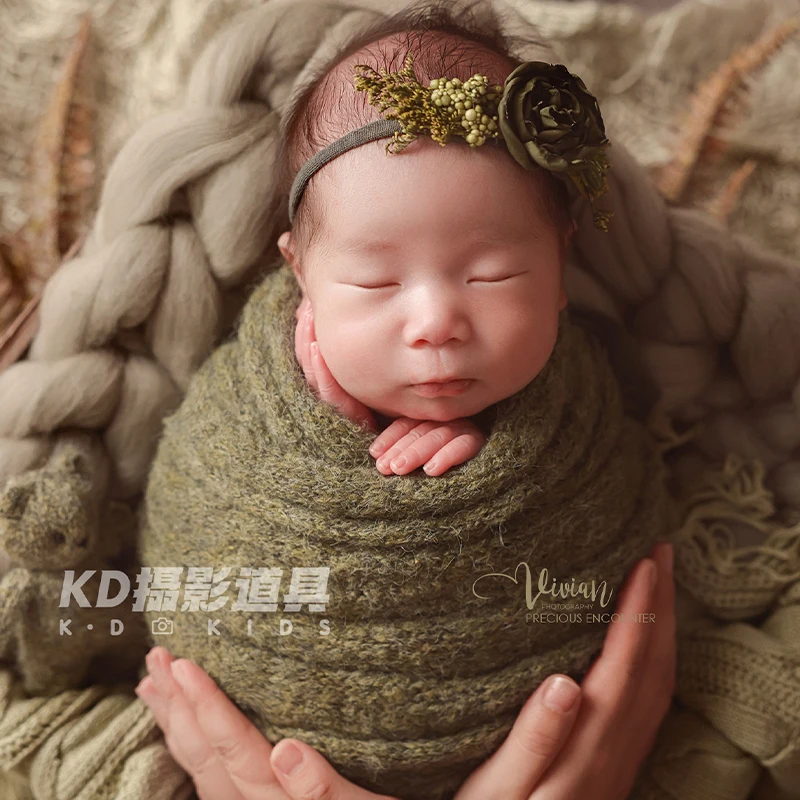 ชุดถ่ายภาพทารกแรกเกิดแบบมืออาชีพ หมวกปอมปอมเด็ก + ผ้าห่อตัวถักไหมพรมอุ่น + ของเล่นตุ๊กตาผ้าขนสัตว์ ผ้าห่มถักโครเชต์ อุปกรณ์ประกอบฉากถ่ายภาพ