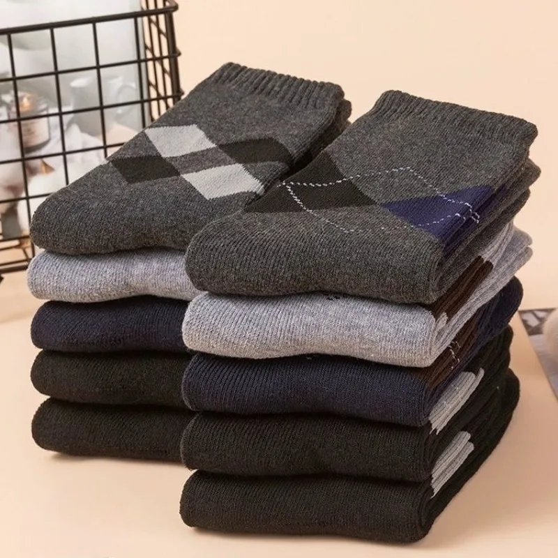 8/4 Pairs of Socks in Random Styles, Thickened Socks, Unisex Argyle Socks, Comfortable and Breathable Long Socks, Socks for the Elderly, Men's Socks for Middle-Aged and Elderly, Father's Day Gift for Dad, Holiday Gift for the Elderly, Colors Are Random