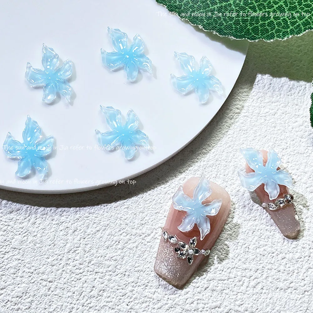 50 ชิ้น Ice - Clear ดอกไม้เล็บ Charms และอัญมณีผสมสี Lily ดอกไม้เล็บ Rhinestones 3D ฮาวายดอกไม้เล็บเครื่องประดับอุปกรณ์