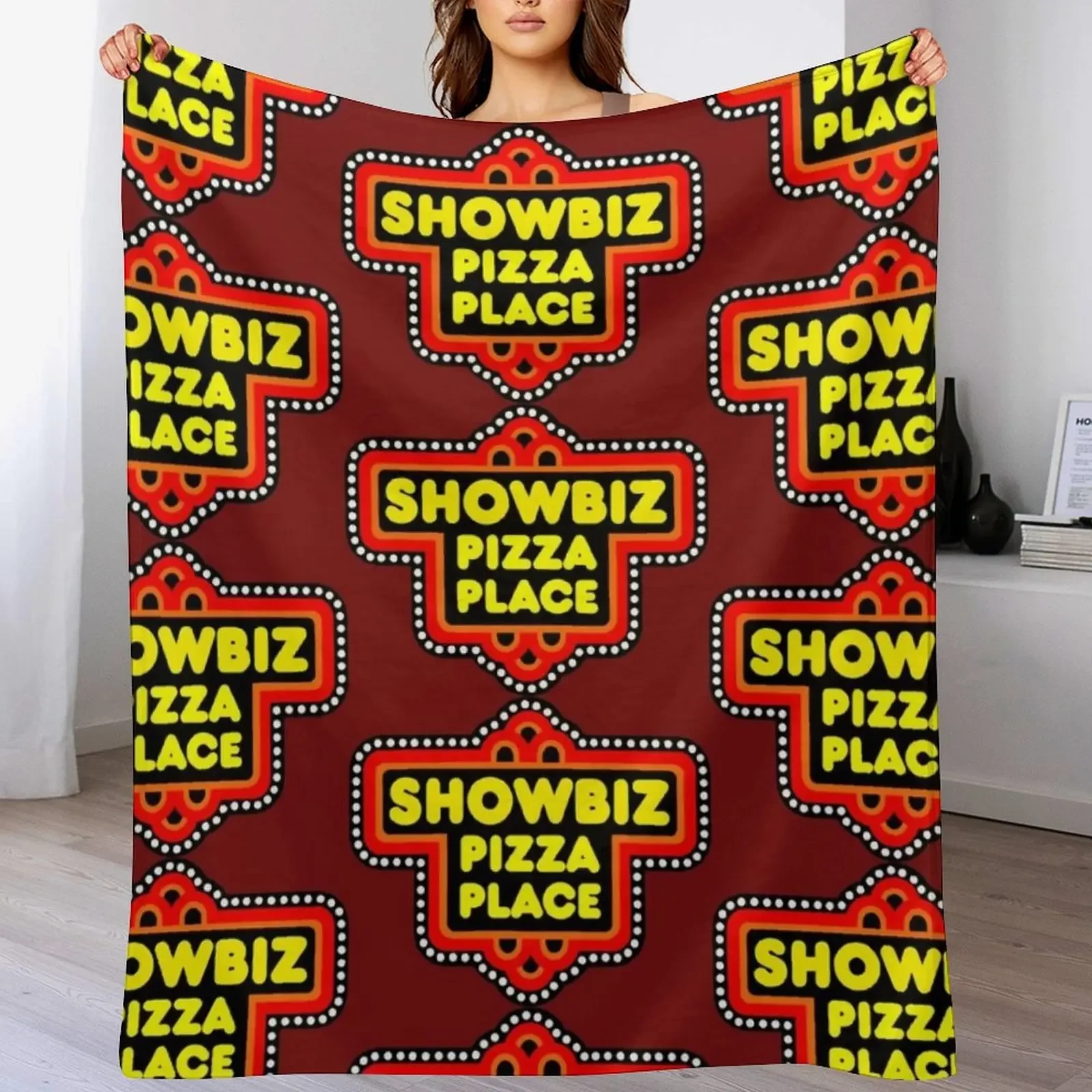 

Showbiz Pizza Throw Blanket Long Lasting Soft Plush Blanket for Daily Use
