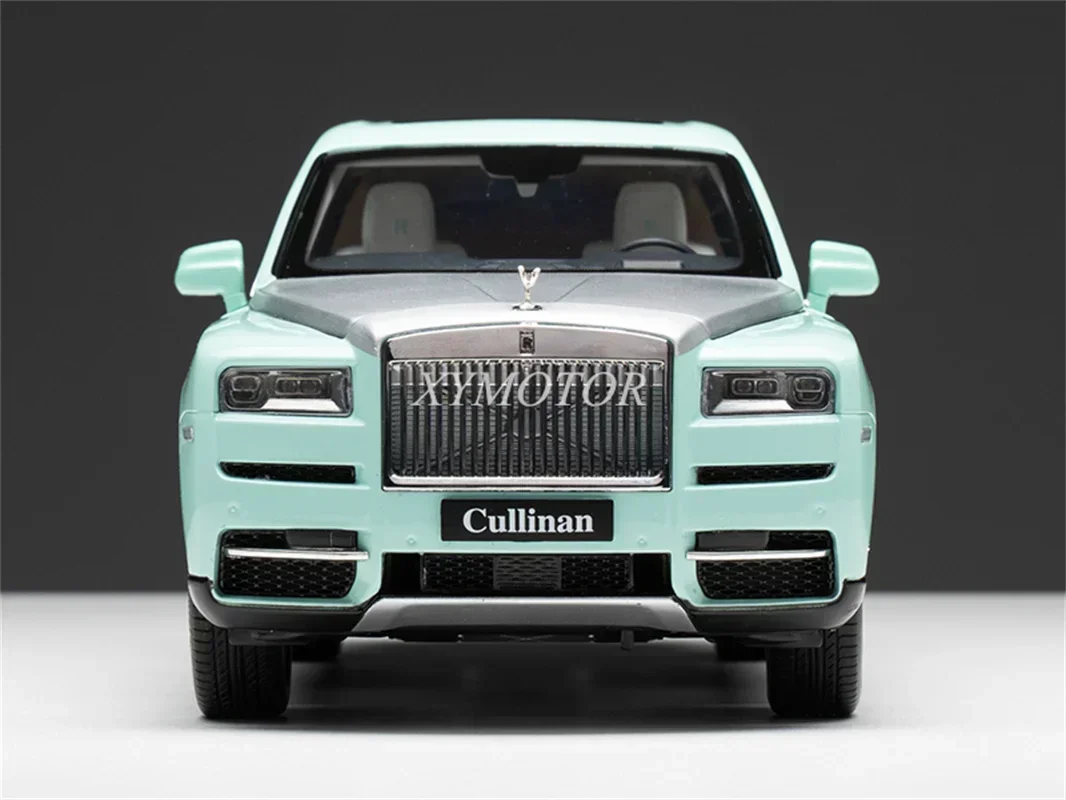 1/18 For Rolls Royce RR Cullinan Metal Diecast Model Car Toys Hobby Gifts Display Blue silver Collection Ornaments