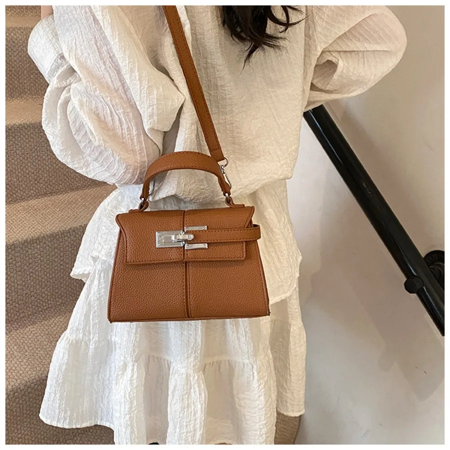 

2026 Fall New Arrival Fashionable Versatile Commuter Bag New Luxury Handbag Elegant Crossbody Bag for Women Gift