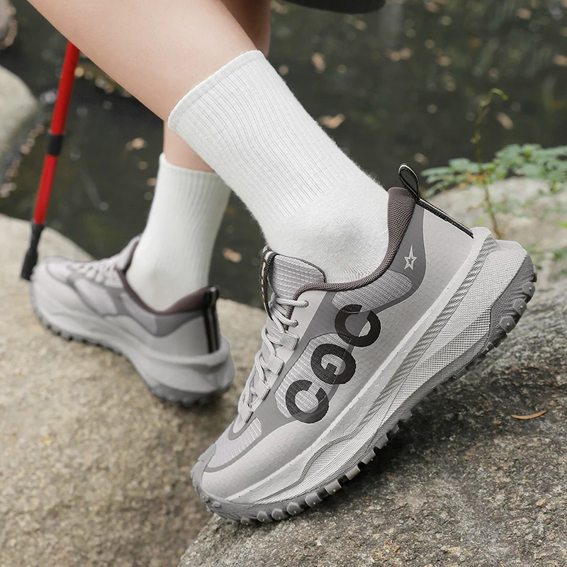 

Men's Lightweight Outdoor Running OES 2025 Spring Fashion Casual Sports Leisure Trendy Bot Trendy For Women