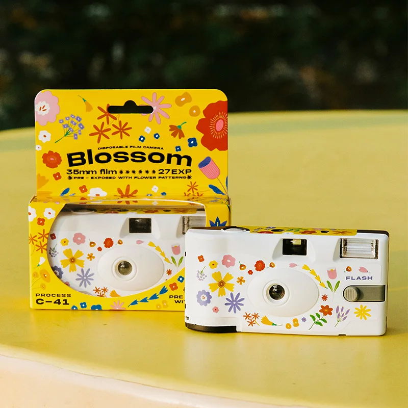 Pattern Effect Disposable Film Camera, 135 Format, 27 Exposures, Built-In Flash, Suitable For Parties Travel, Retro Film Camera.
