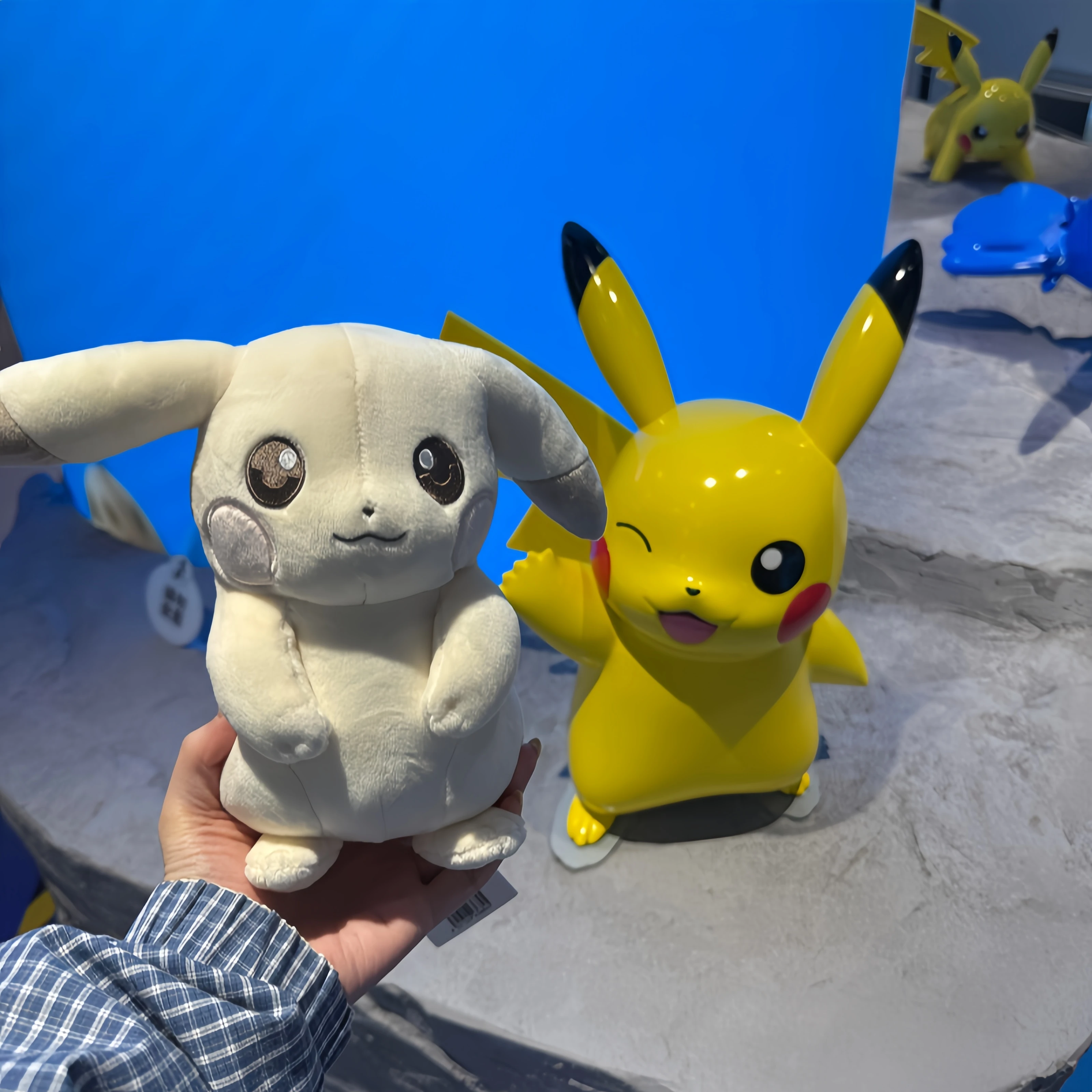 Pokemon Pokopia Light Color Pikachu Plüschtiere Kawaii Anime Elfen-Plüschpuppe Weiche Gefüllte Cartoon-Pikachu-Puppe Geburtstagsgeschenk