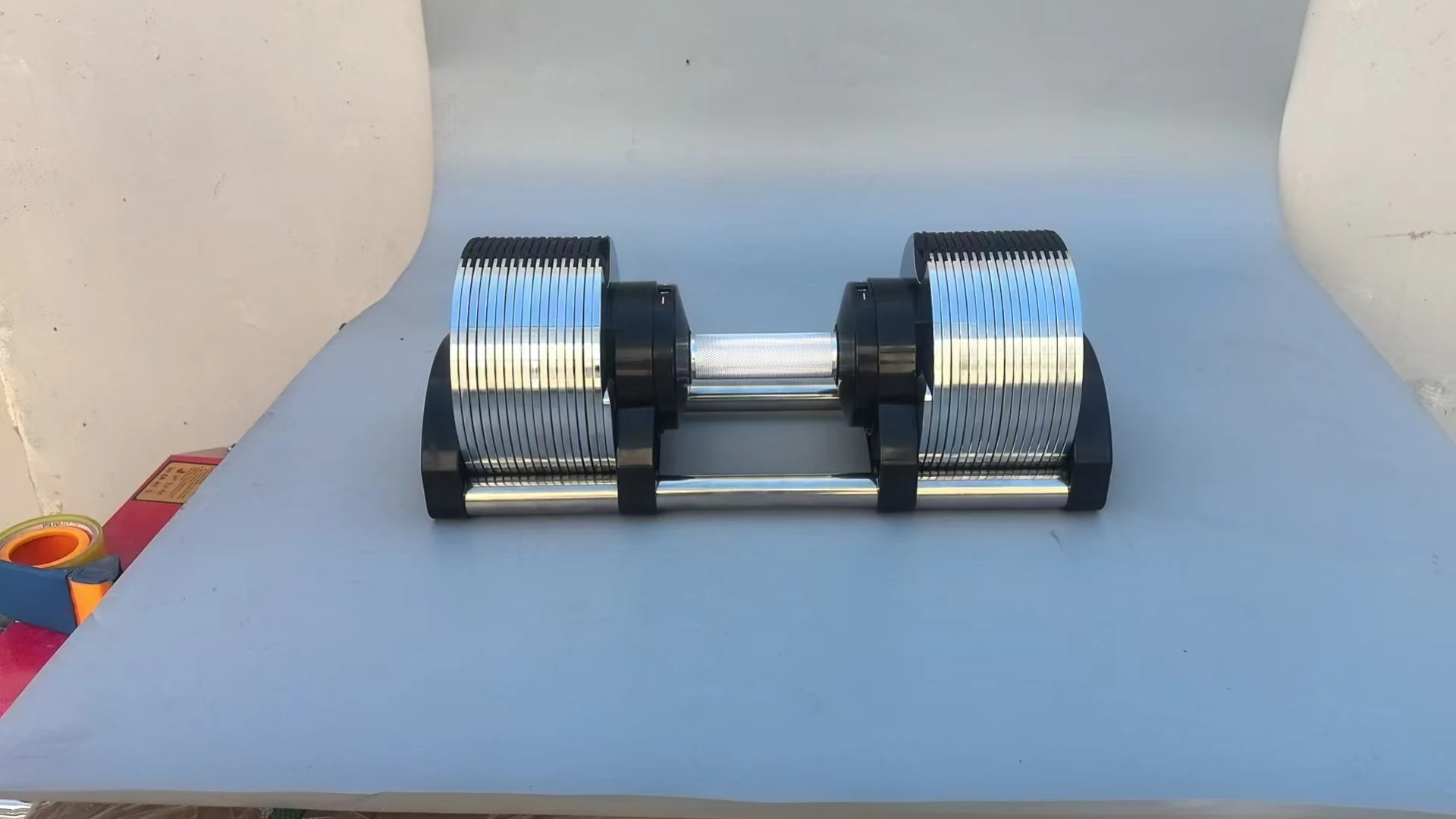 Vendas gerais equipamentos de fitness 20kg 32kg 36kg 40kg 43kg 45kg haltere peso ajustável 1 segundo conjunto de halteres de ajuste rápido