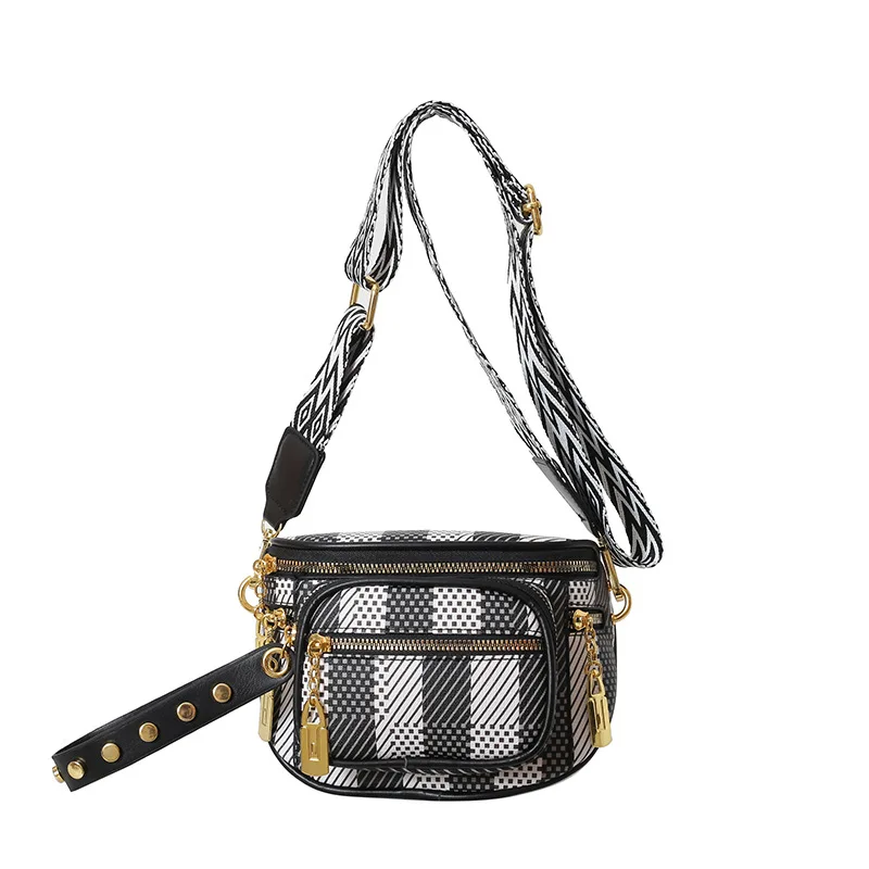 KK 2024 Chess And Card Checkered Chest For Women\'s Mobile Phone Versatile Instagram Popular Small Crowd New Year Crossbody Bag