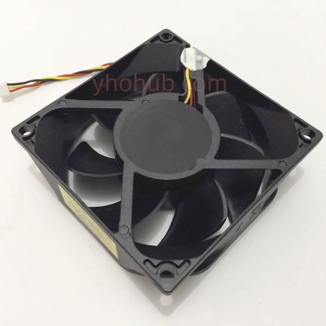 SUNON KDE1208PTV2 13.MS.B2500.AR.GN.C1071 Server Cooling Fan DC 12V 2.8W 80x80x25mm 3-wire