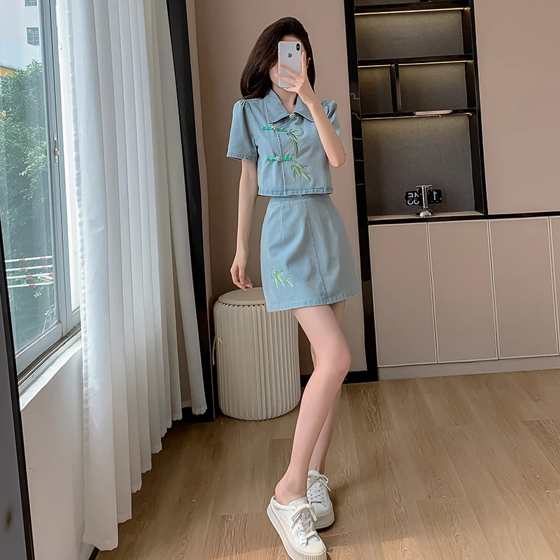 

Женский свободный джинсовый костюм с пряжкой в китайском стиле, повседневная короткая рубашка с отложным воротником, юбка, универсальный женский комплект из двух предметов