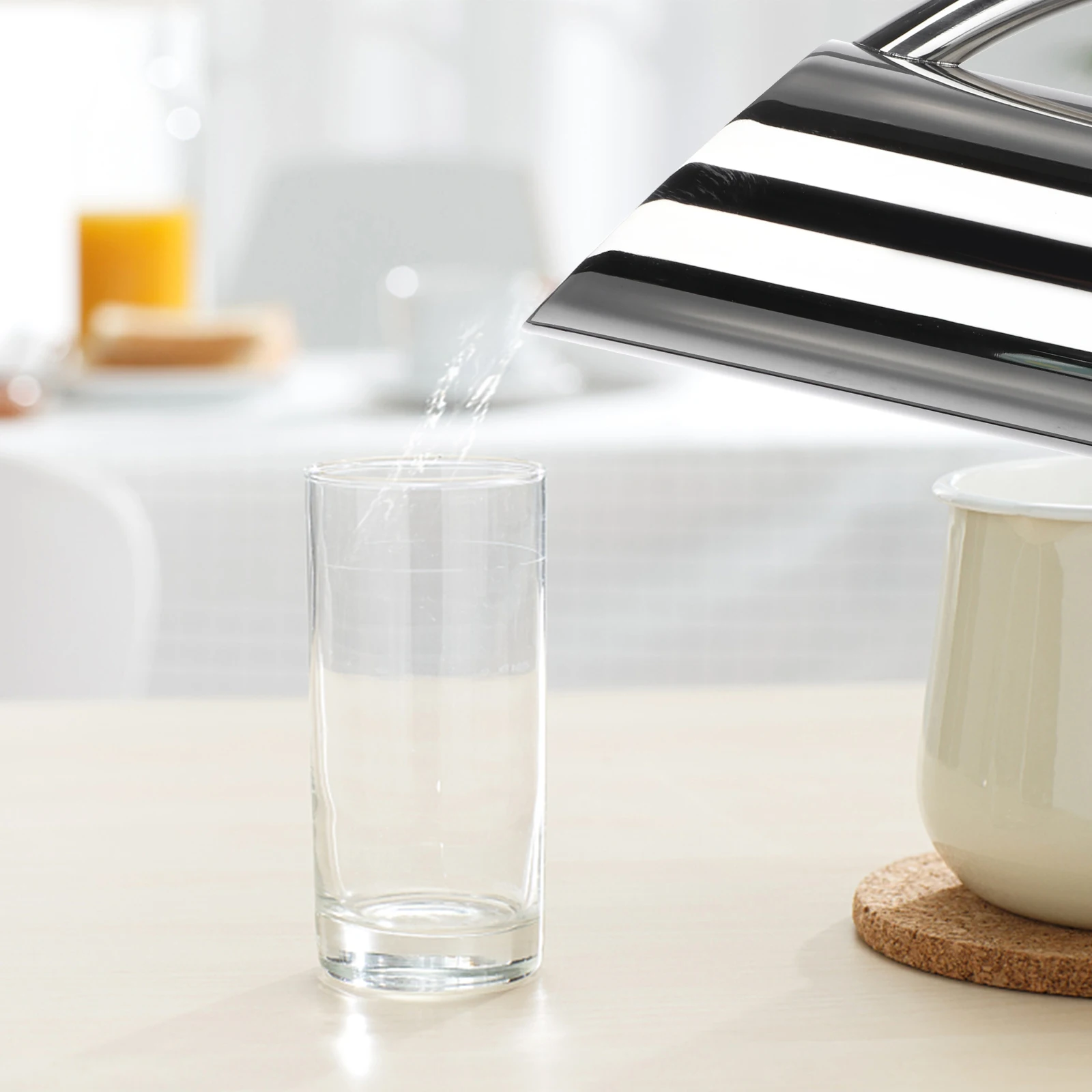 

Stainless Steel Bartender Pot Practical Kettle Cold Drinks Cup Flared Handle Large Capacity Easy Cleaning Cold