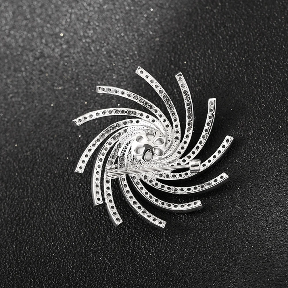 

Sparkly Rhinestone Snowflake Brooch Pin Women Fashion Crystal Jewelry Wedding Christmas Party Daily Wear Scarf Hat Dress